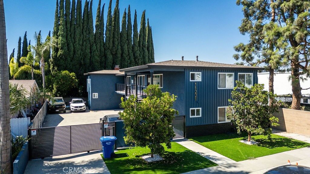 Property Photo:  11221 Pangborn Avenue  CA 90241
