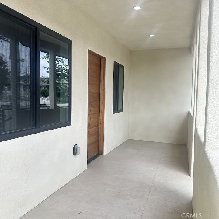 Property Photo:  1165 N Virgil Avenue  CA 90029 