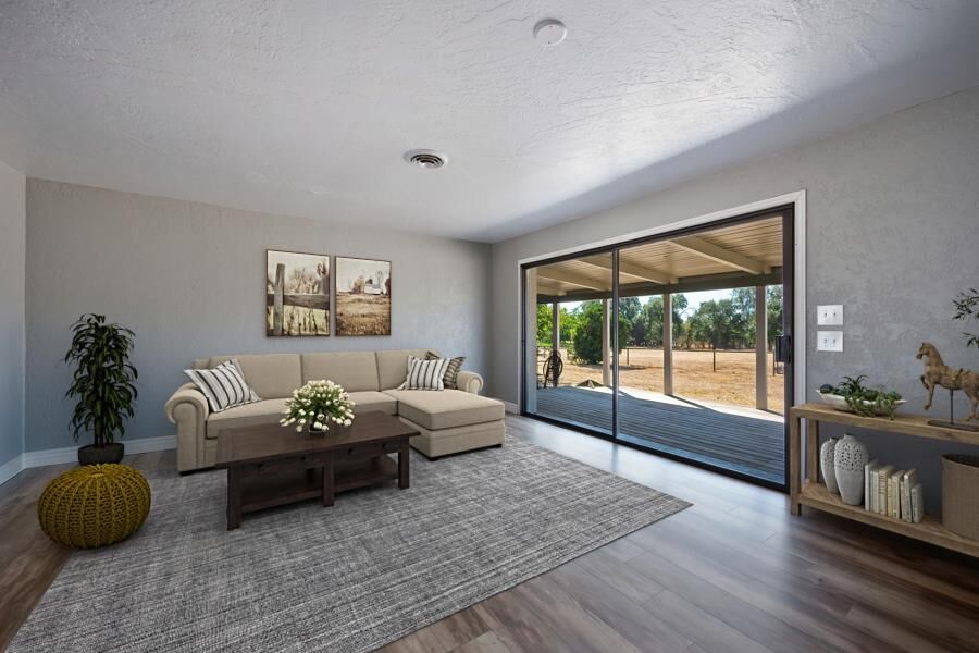 Property Photo: 3098 Don Road CA 95917