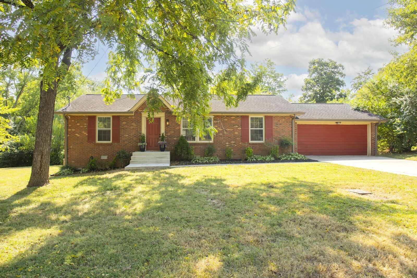 Property Photo:  3225 Cedar Ridge Rd  TN 37214 