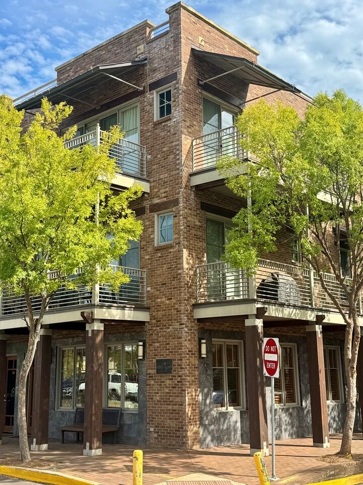 Property Photo:  1100 207 Tyler Avenue  MS 38655 