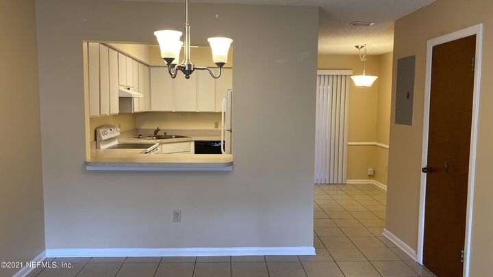 Property Photo:  19 Ponte Vedra Court B  FL 32082 