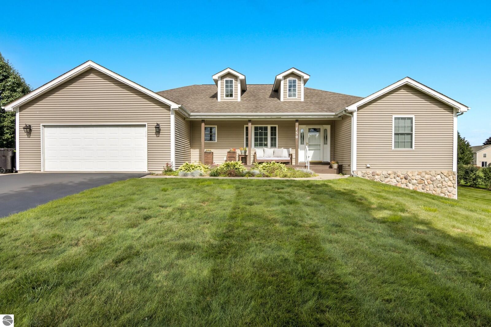 Property Photo:  750 Jayrogers Court  MI 49696 