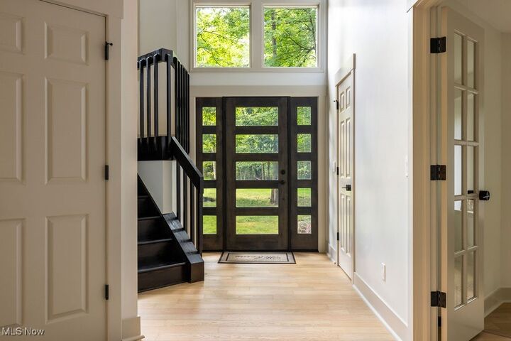 Property Photo: 17860 Northwood Lakes Drive OH 44023