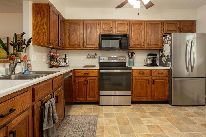Property Photo: 60 Brickyard Road VT 05452