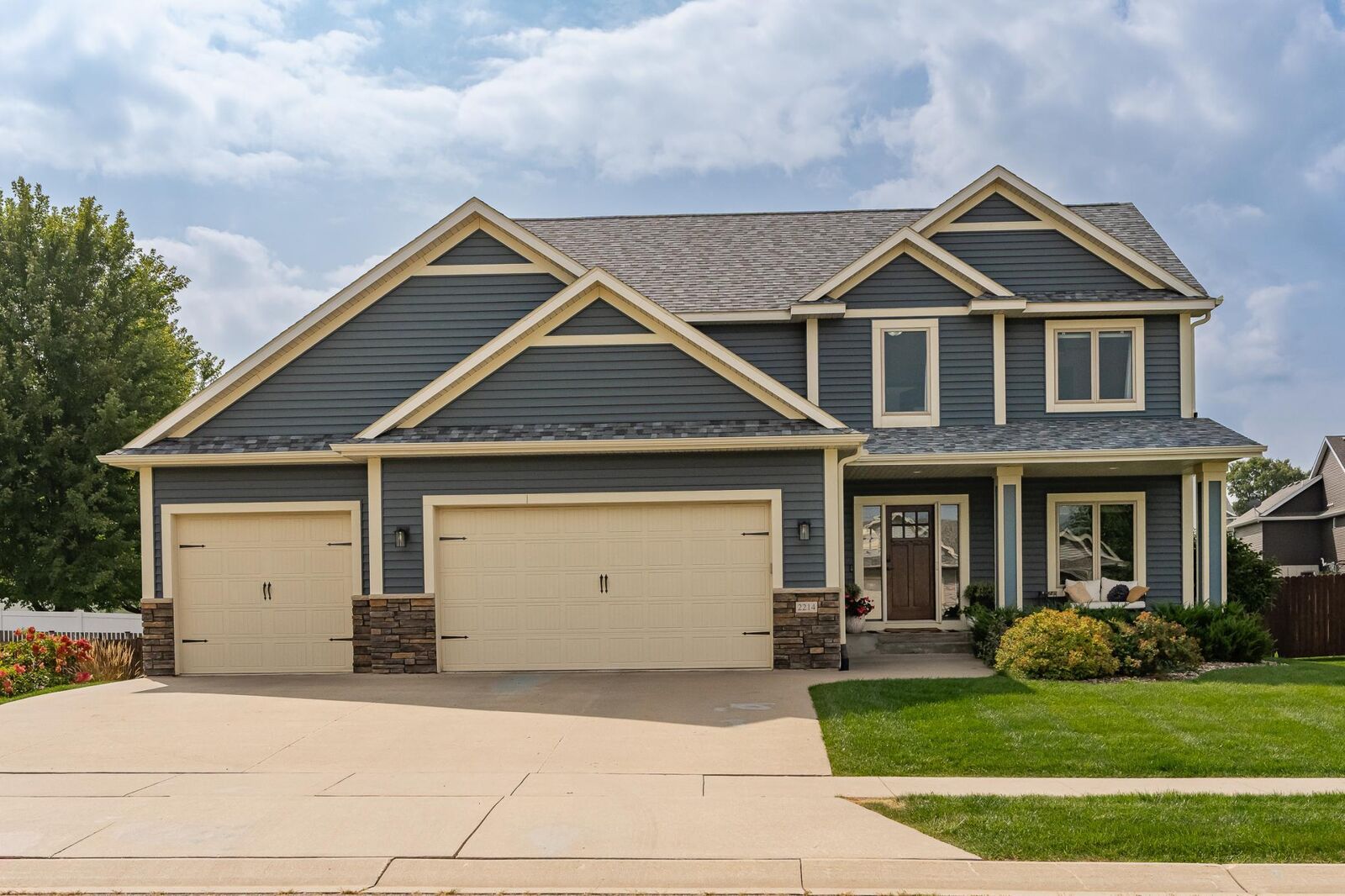 Property Photo: 2214 Weston Place SW MN 55902