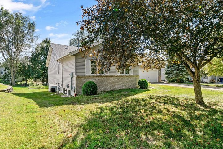 Property Photo: 926 21st Street SE MN 56304