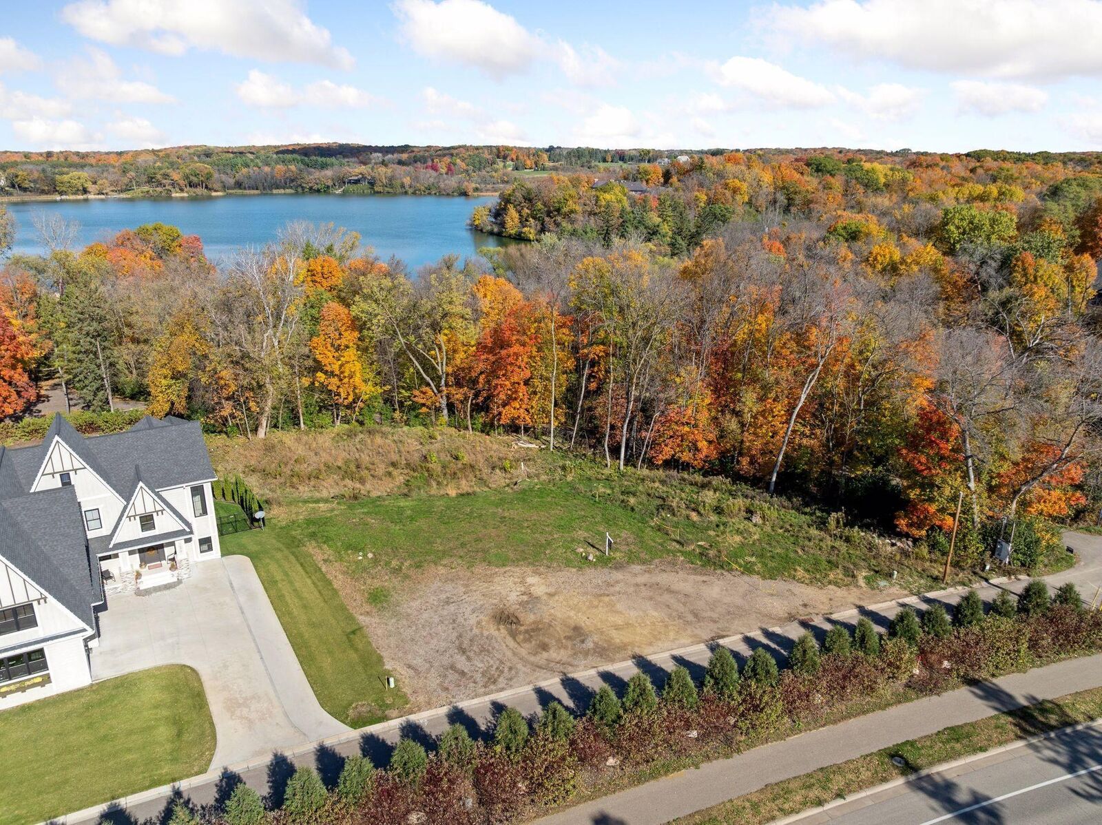 Property Photo:  1050 Old Long Lake Road  MN 55391 