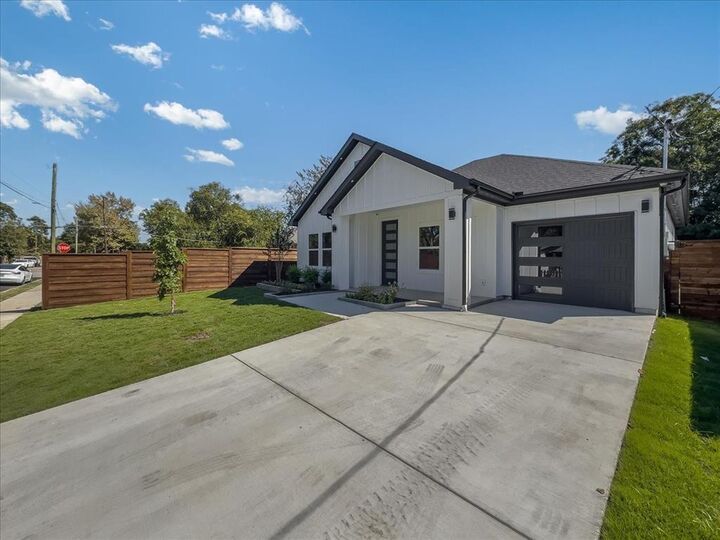 1638 Garden Drive  Dallas TX 75215 photo