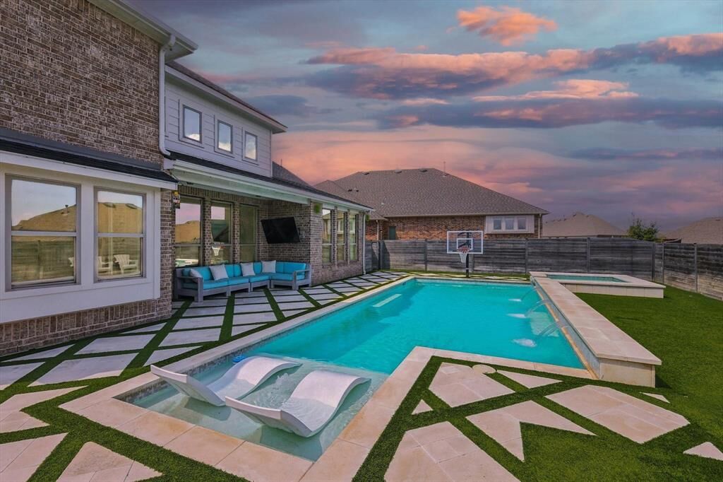 Property Photo:  9809 Pikes Peak Place  TX 75068 