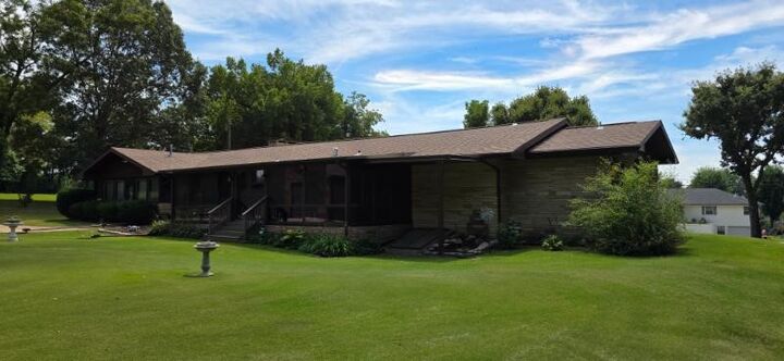 Property Photo: 805 Hester Drive AR 72601