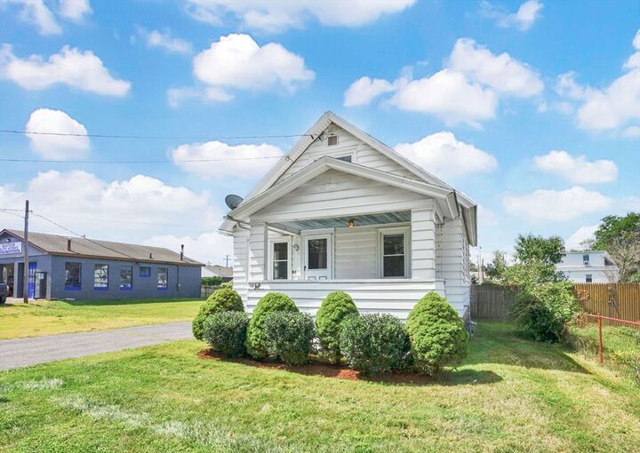 Property Photo: 32 Dorset St MA 01028