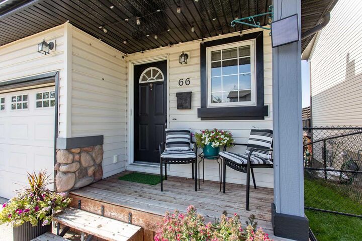 Property Photo: 66 Arthur Close AB T4R 3M5