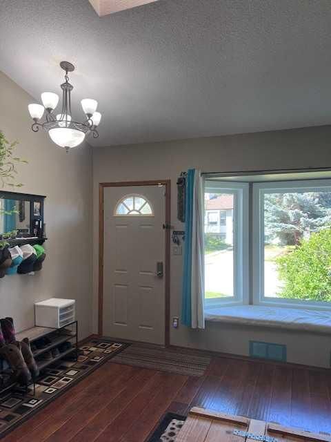 Property Photo:  98 Westview Crescent  AB T0M 0J0 