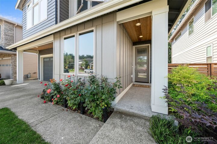 Property Photo: 19028 133rd Street Ct E WA 98391