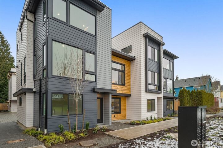 9217 A  14th Avenue NW  Seattle WA 98117 photo