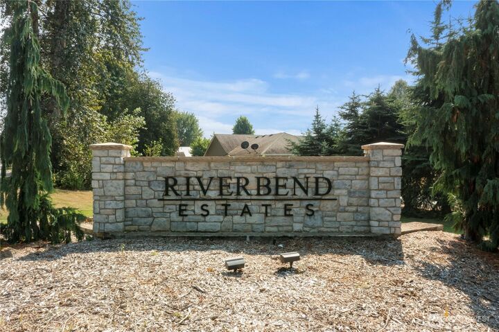 Property Photo:  14410  144th Street E  WA 98360 
