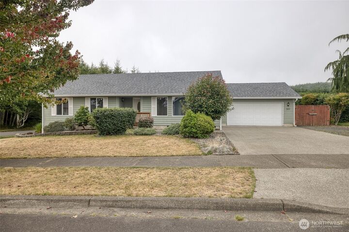 507  Troon Avenue  Cosmopolis WA 98537 photo