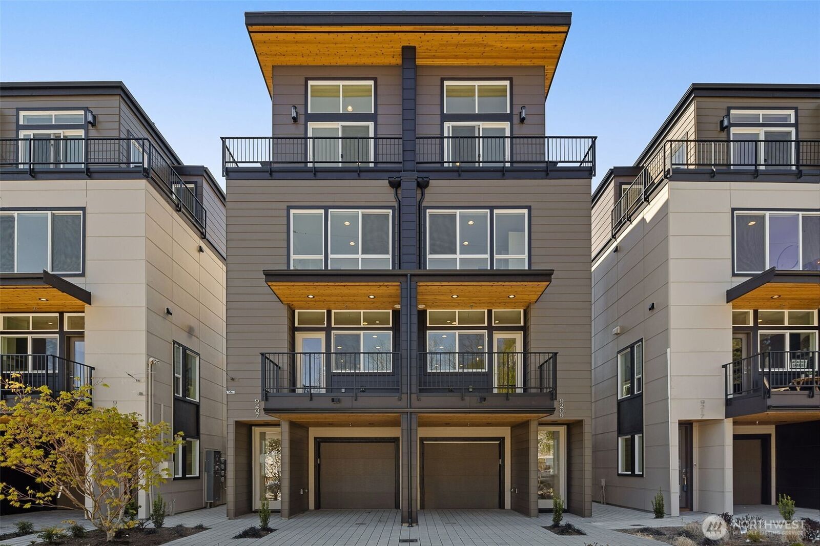 Property Photo: 9215 Densmore Avenue N WA 98103