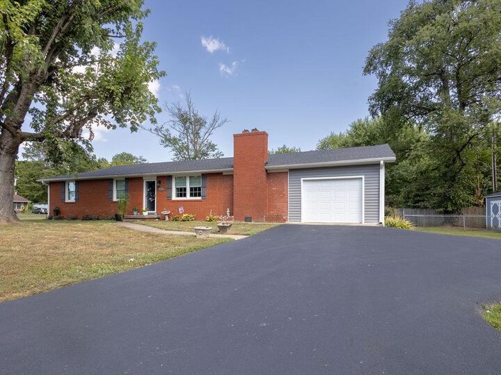 2604 Mohawk Drive  Bowling Green KY 42103 photo