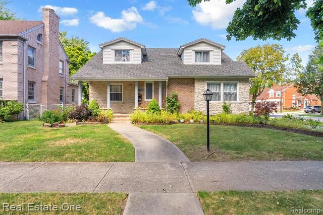 Property Photo: 12800 S Morrow Circle MI 48126