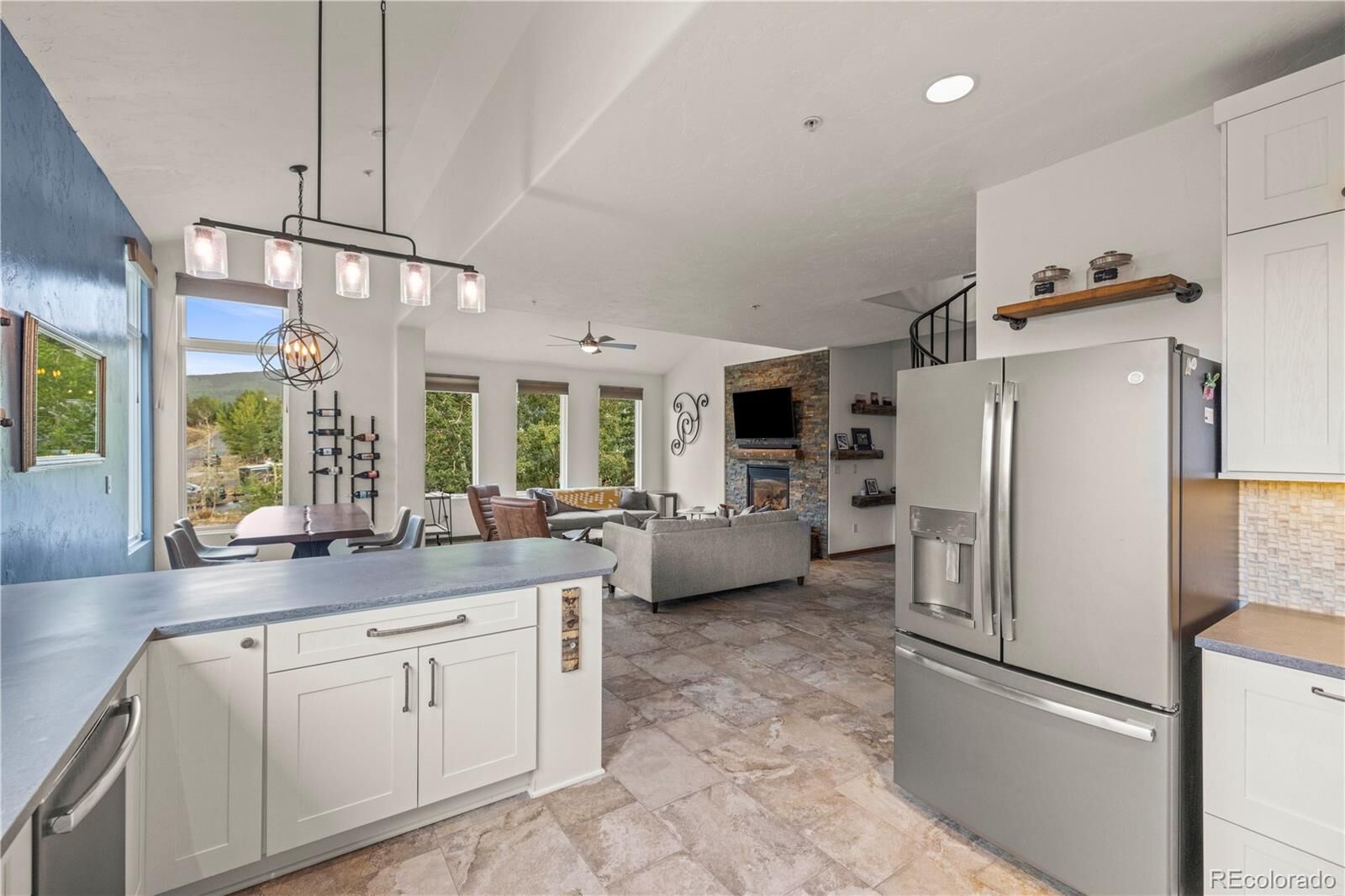 Property Photo: 117 S 6th Avenue 13 CO 80443