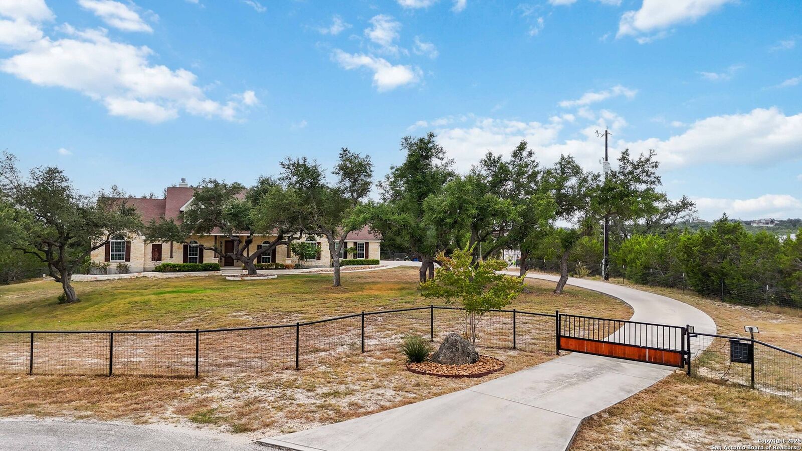 Property Photo: 1012 Rivers Peak TX 78133