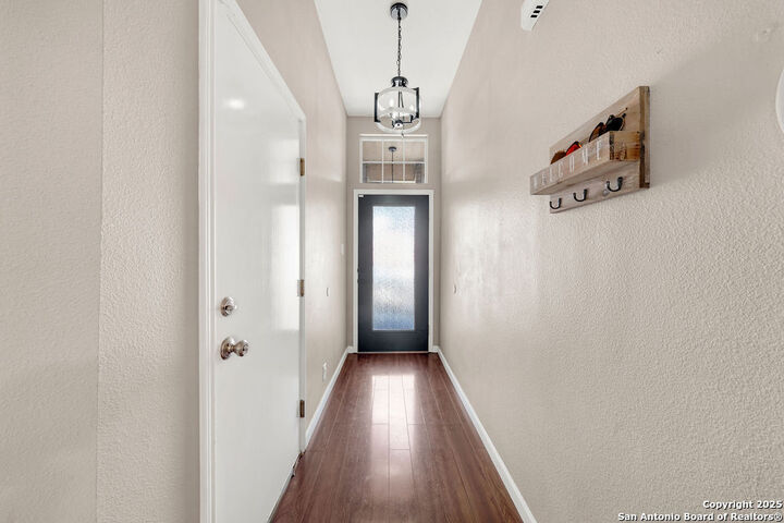 Property Photo: 5426 Arcadia Park TX 78247