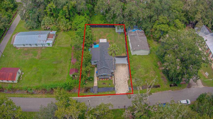 Property Photo: 607 Pompey Miller St FL 32145