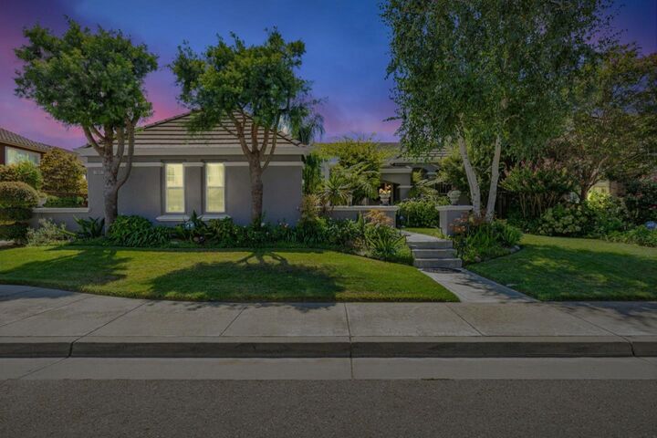 Property Photo: 19087 Ravenswood Court CA 95037
