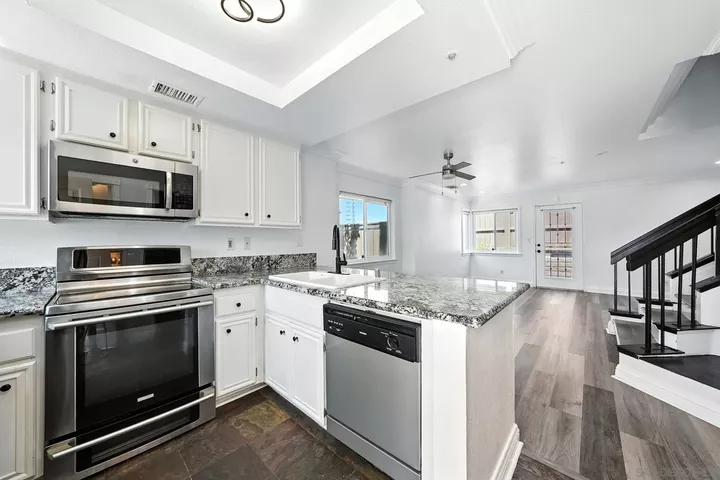 Property Photo:  2256 Kings View Circle  CA 91977 
