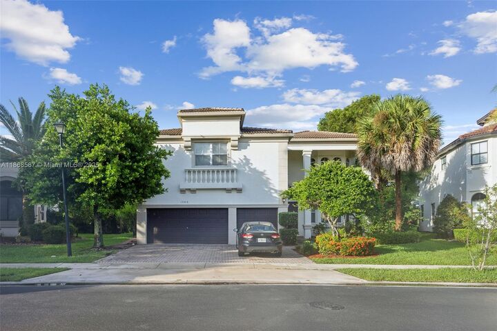 Property Photo: 17098 SW 16th St FL 33027