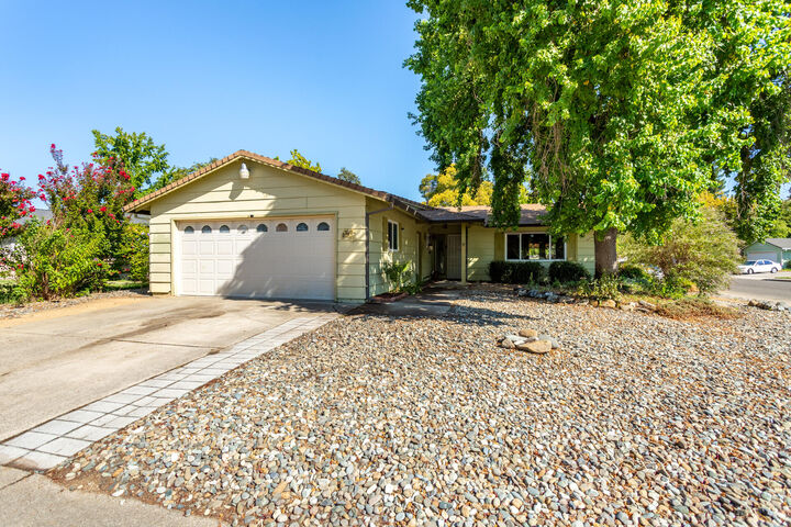 Property Photo: 2790 Pernie Trail CA 96001