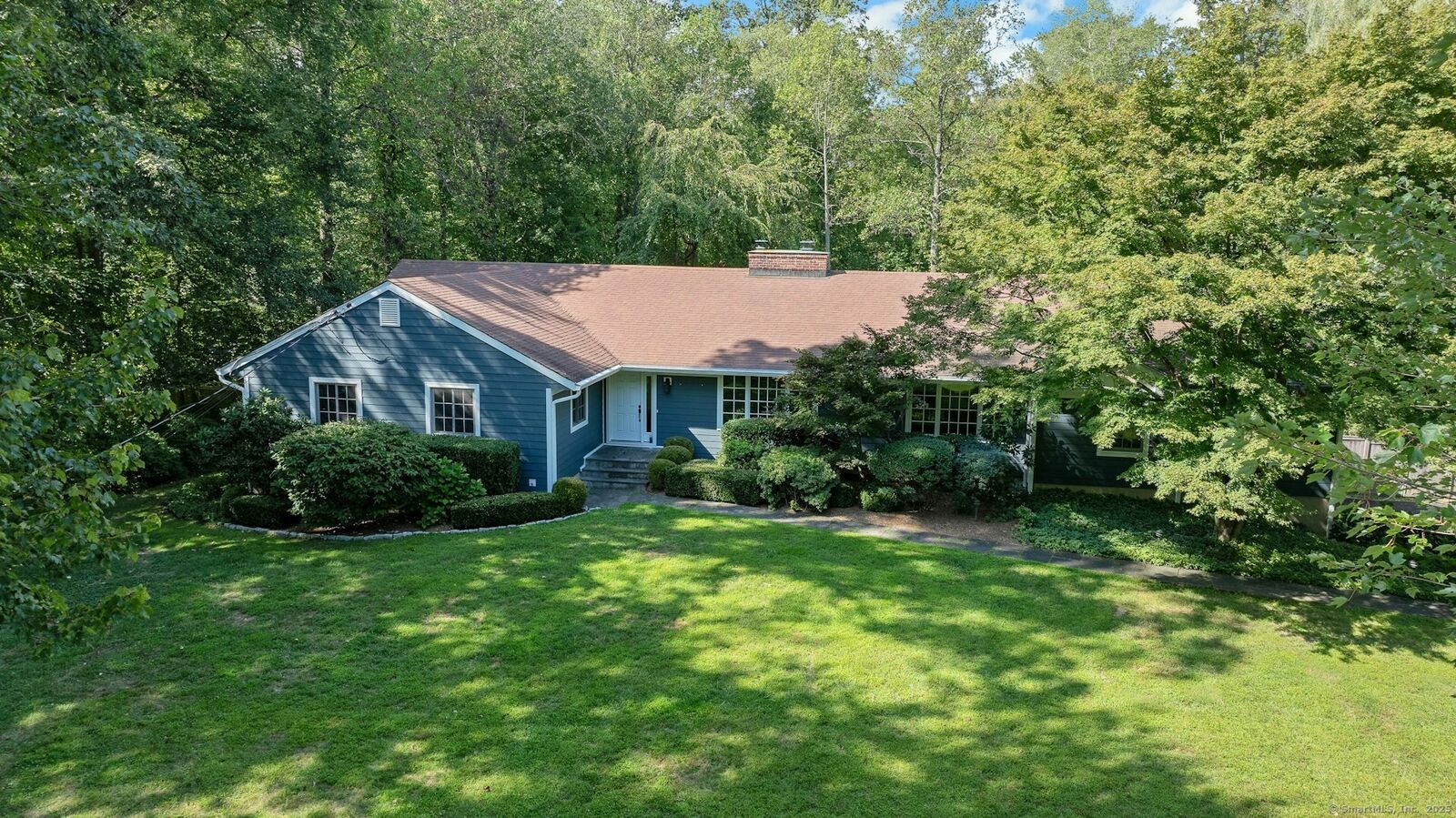 Property Photo:  139 Echo Hill Drive  CT 06903 