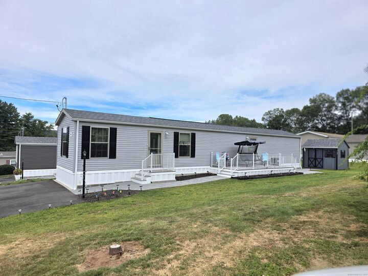Property Photo:  9 South Road  CT 06489 