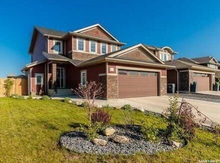 Property Photo: 374 Pichler Crescent SK S7V 0G3