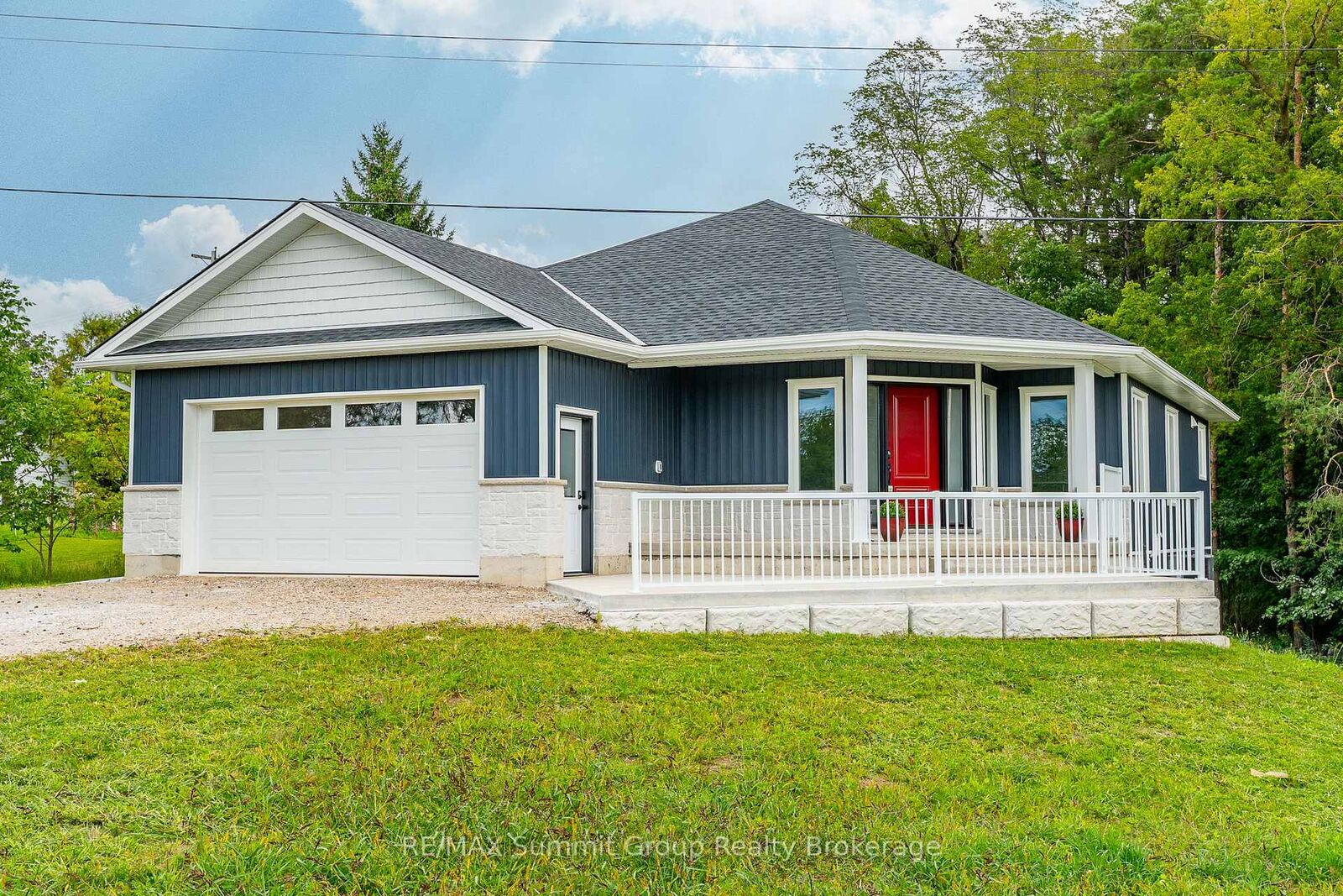 Property Photo:  307 1st Avenue S  ON N0G 1L0 