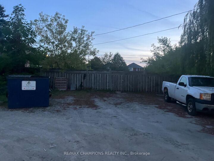 Property Photo:  12104 Hurontario Street  ON L7A 1E6 