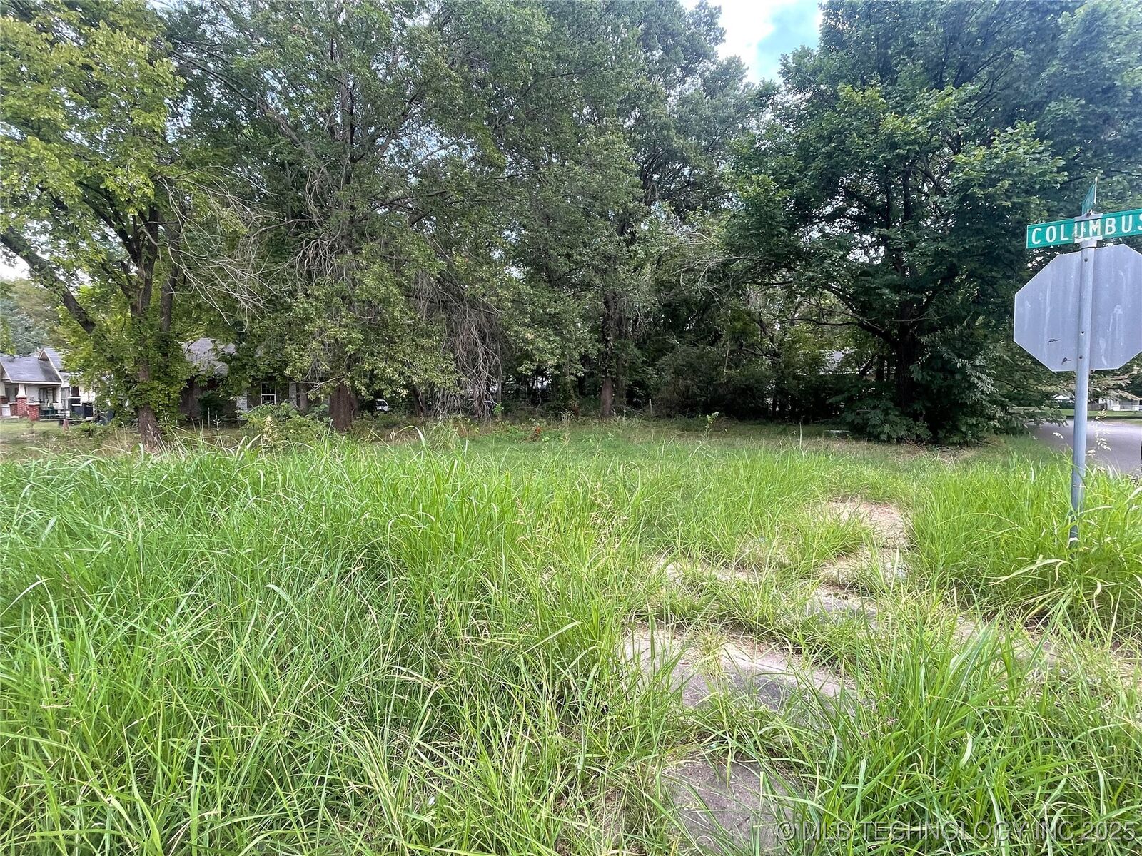 Property Photo: Columbus Street OK 74401