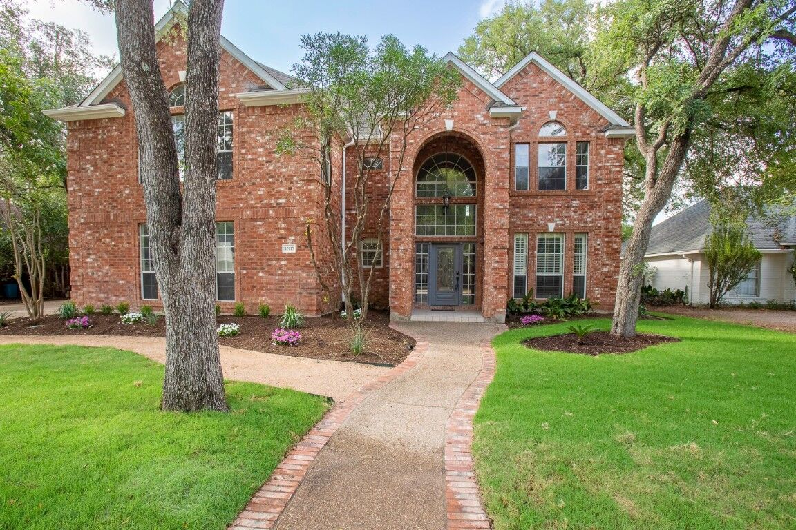 Property Photo: 10115 Pinehurst Drive TX 78747