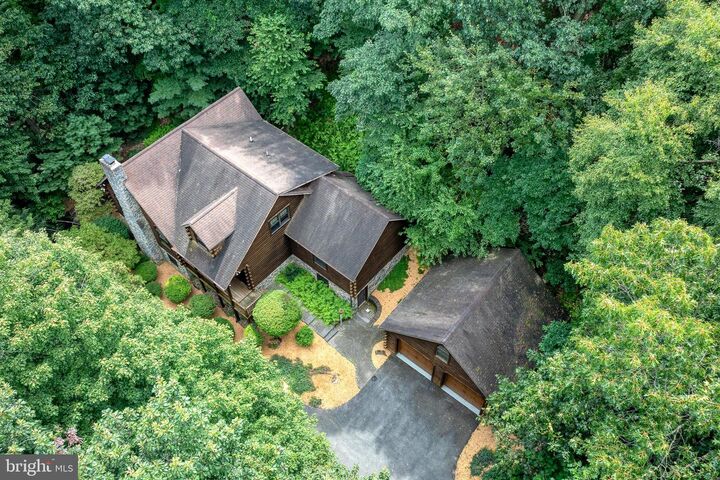 Property Photo:  264 Mount Hope School Road  PA 17584 