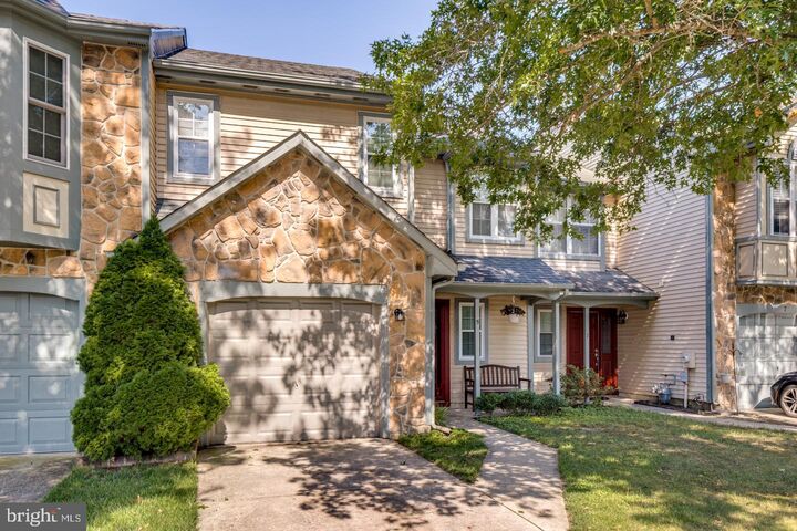 Property Photo: 5 Claver Hill Way NJ 08054