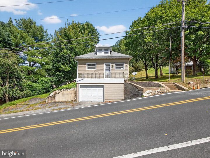 Property Photo: 325 Church Road PA 19540