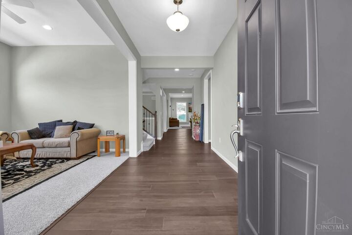 Property Photo: 8905 Suncrest Lane OH 45040