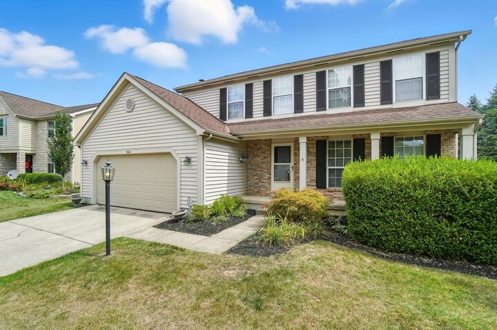 Property Photo: 7470 Tullymore Drive OH 43016