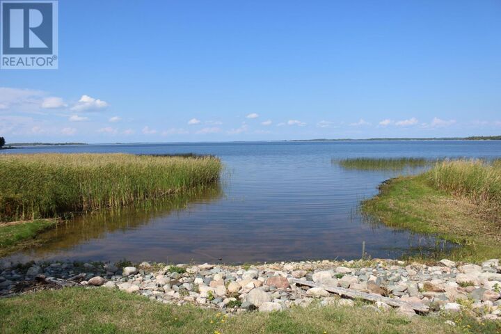 Property Photo:  93 Stintzi Dr E  ON P0W 1J0