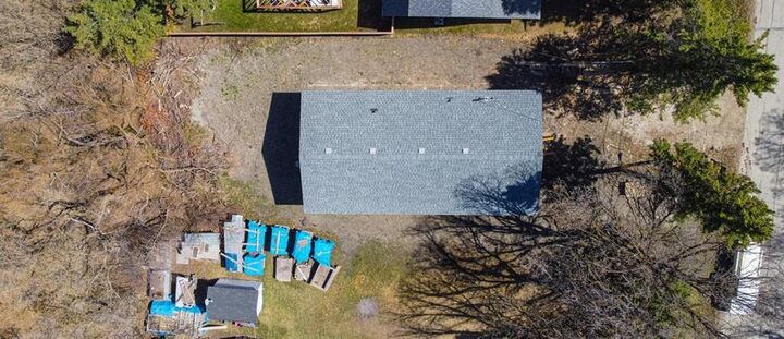 Property Photo: 438 4th Avenue MB R0H 0Y0