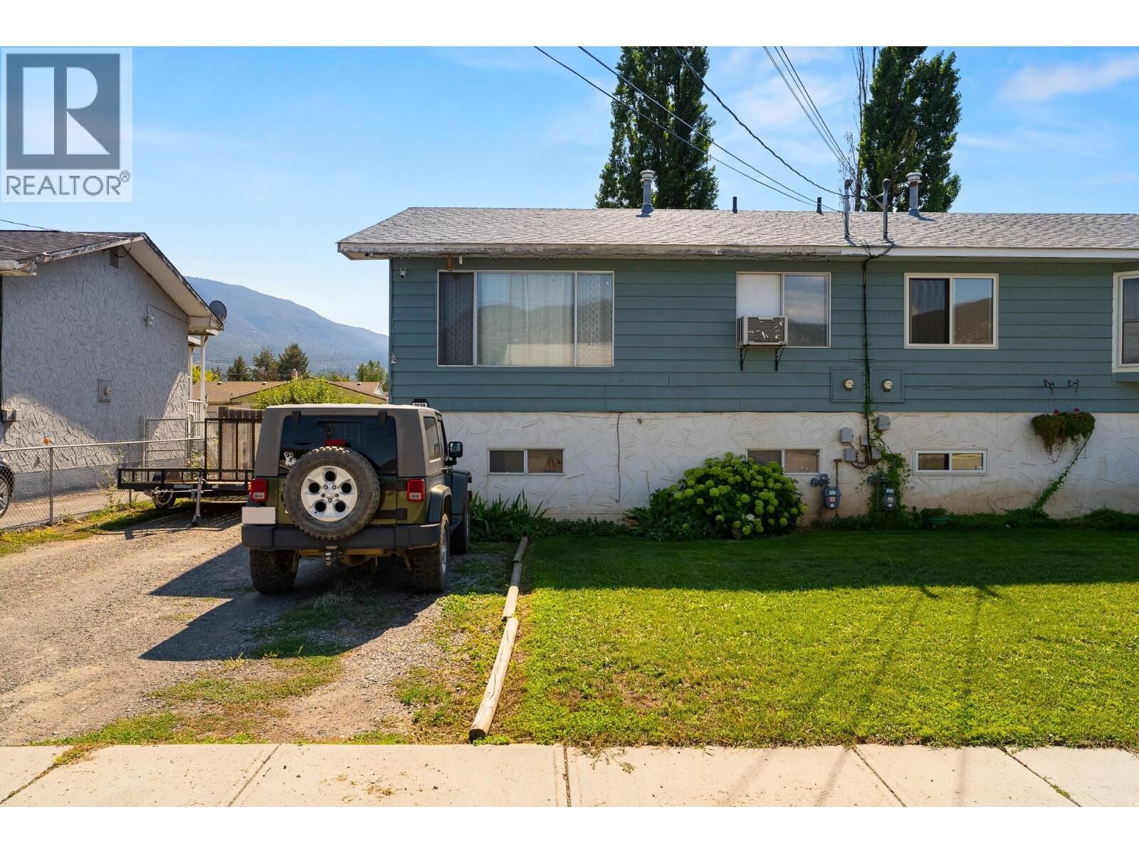 Property Photo: 2638 Jackson Avenue BC V1K 1B1