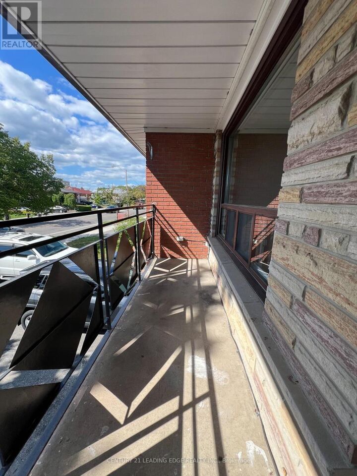 Property Photo: 39 Picaro Drive Main ON M3N 2B6