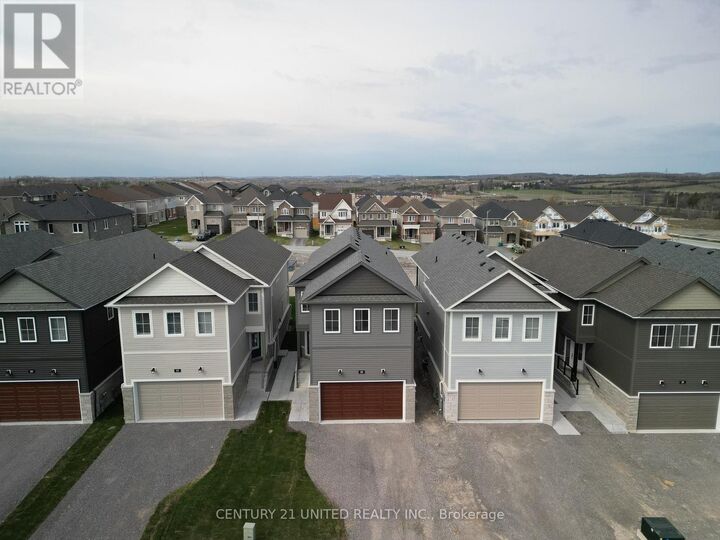 Property Photo: 315 Mullighan Gardens ON K9K 0H2